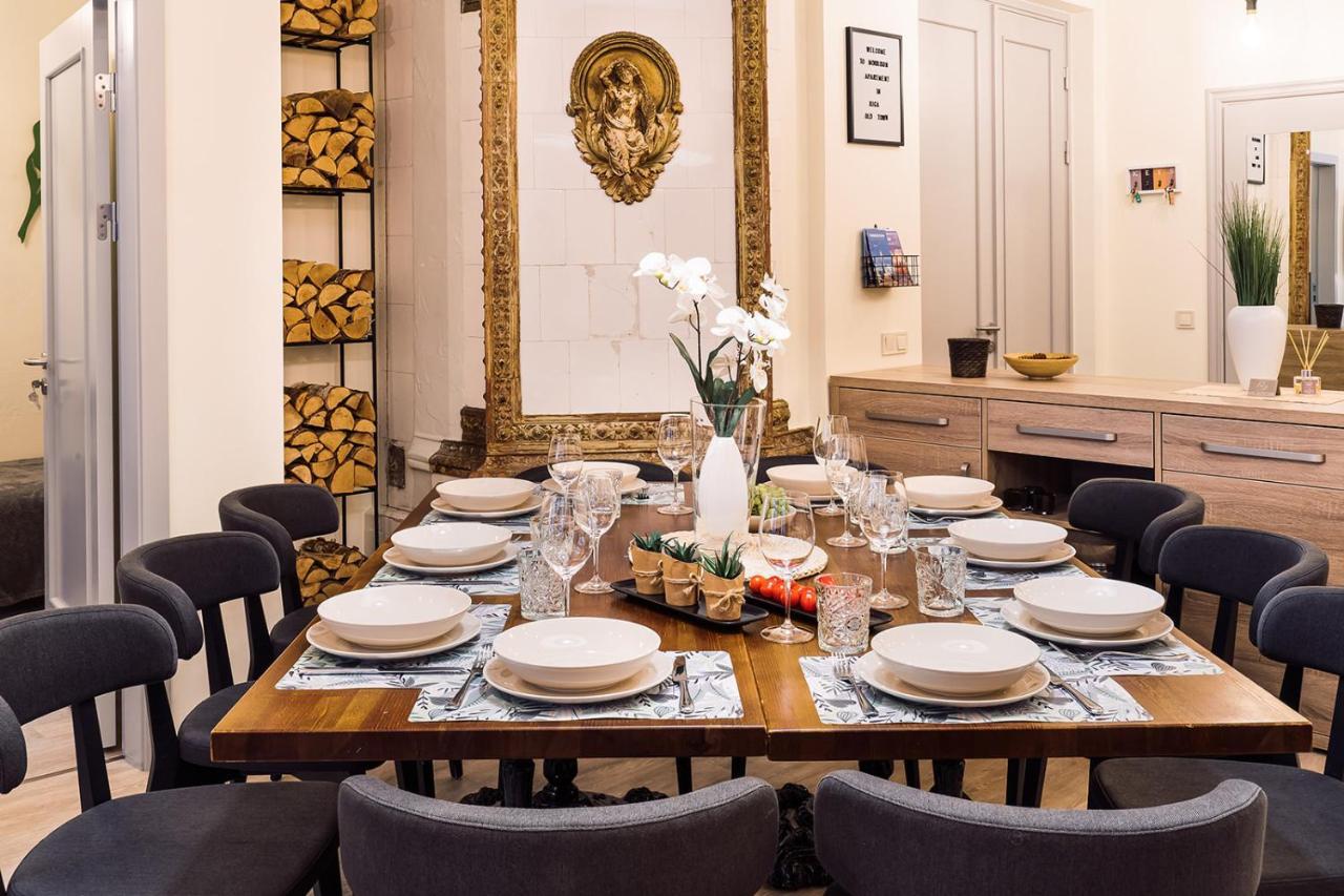 Morrison Apartment/15 Guests/7Bedrooms/Riga Old Town Eksteriør billede